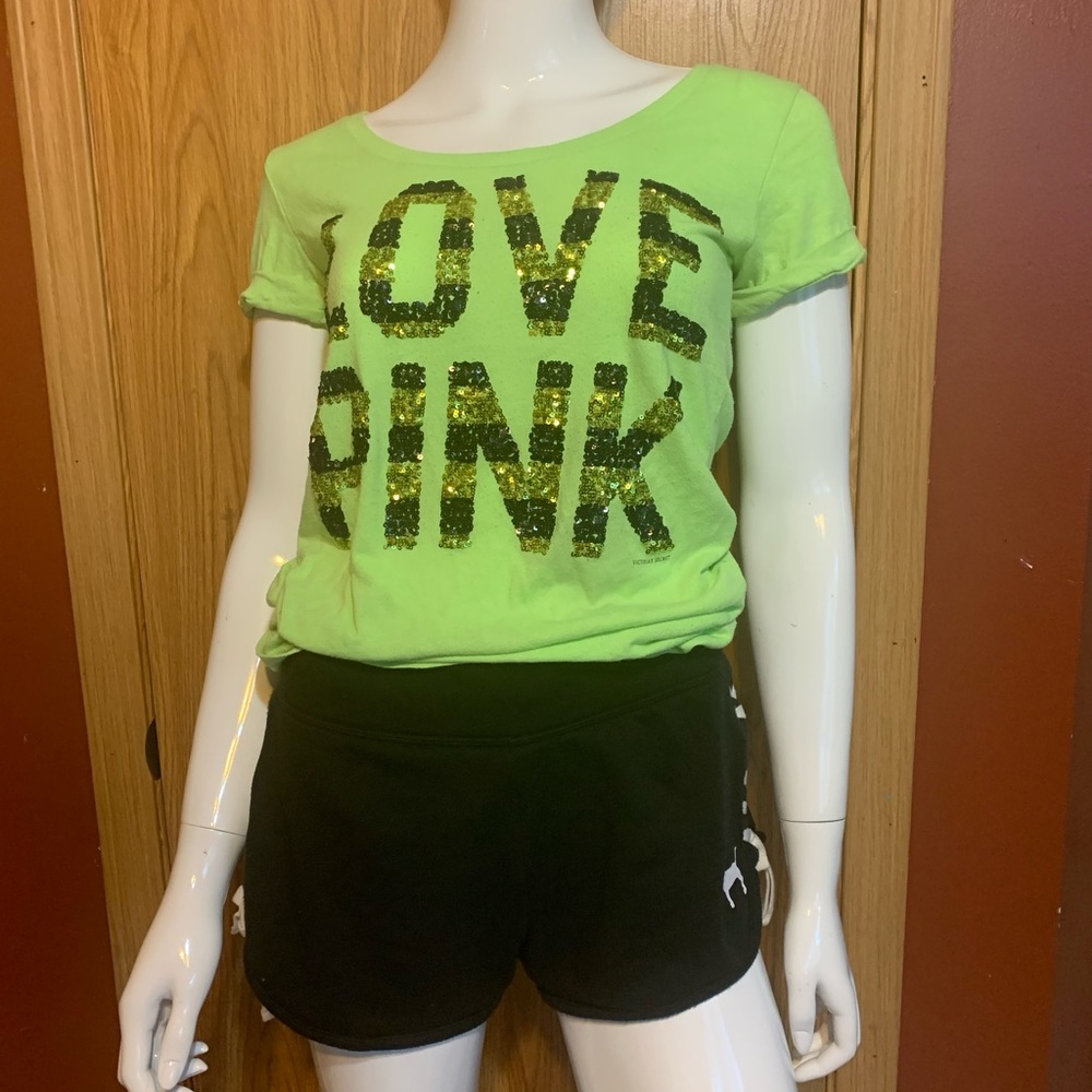 Vs pink shirt and shorts
